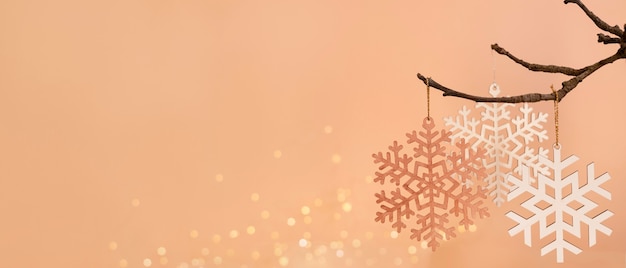 Kostenlose Foto dekoratives weihnachtssortiment mit kopierraum