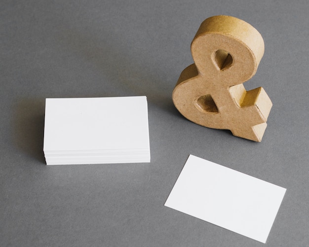 Free Photo stationery concept with business cards